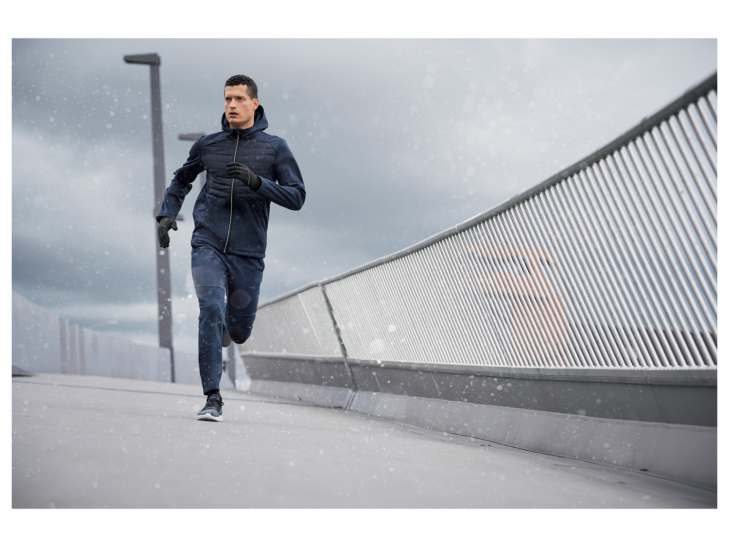 Veste technique softshell homme , le prix 15.99 €
- Du S au XL selon ...