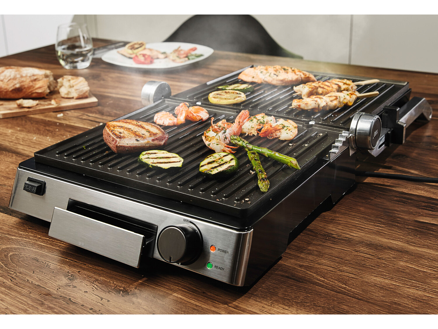 Gril 3 en 1 , le prix 39.99 €
- 2 000 W
- Env. 36,5 x 15,5 x 35,7 cm (l x h ...