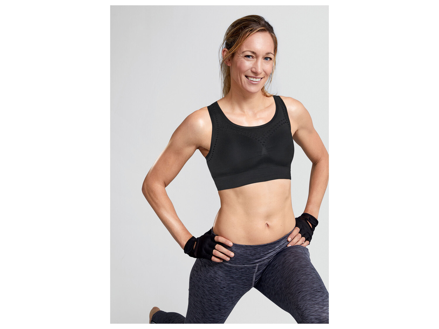 Brassière de sport SEAMLESS , le prix 5.99 €
- Du S au XL selon modèle.
- ...