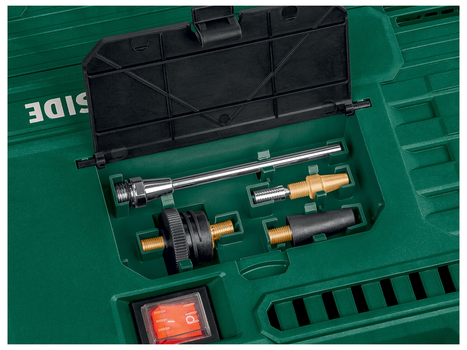 Pompe pneumatique avec compresseur à piston Parkside, le prix 49.99 €
- 1 100 ...