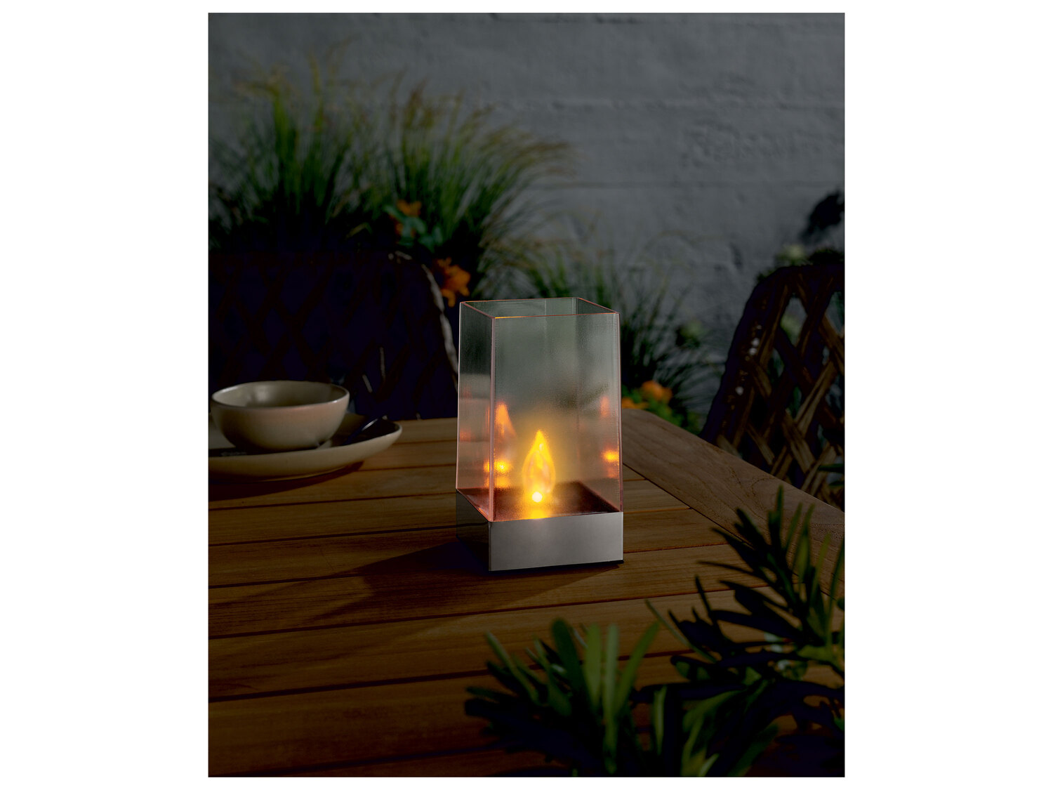Lampe solaire flambeau LED , le prix 8.99 €
- Au choix : Hauteur (avec ...