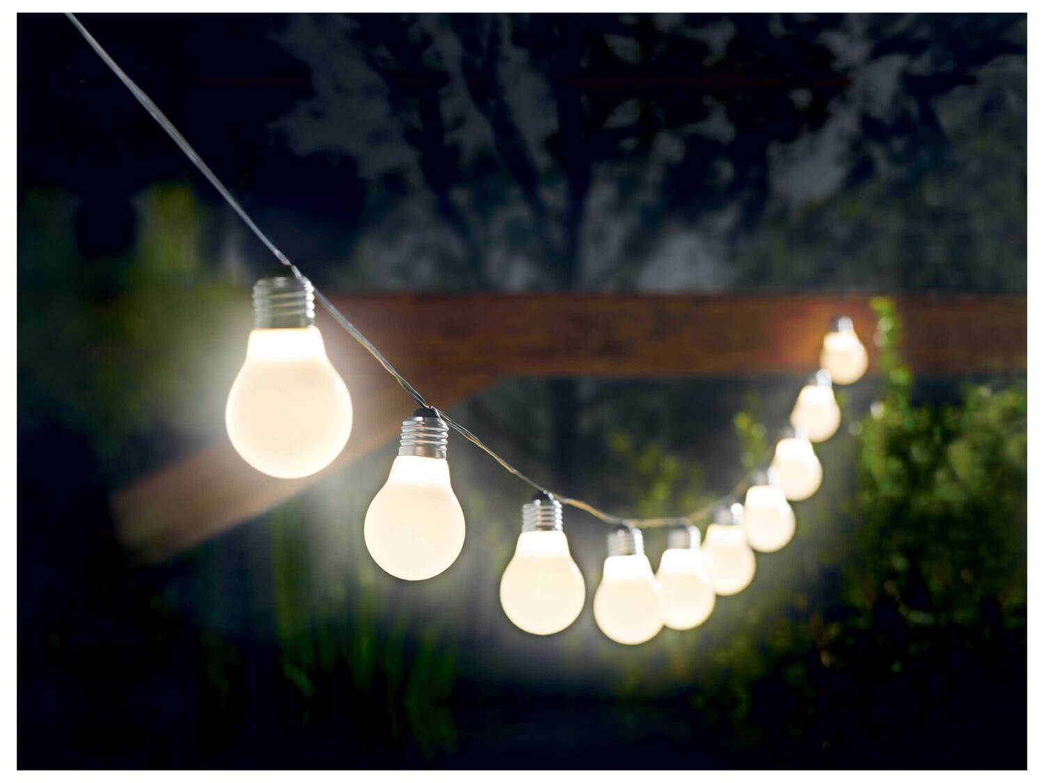 Guirlande dété à LED , le prix 9.99 €
- Au choix :
- Éclairage d'ambiance ...