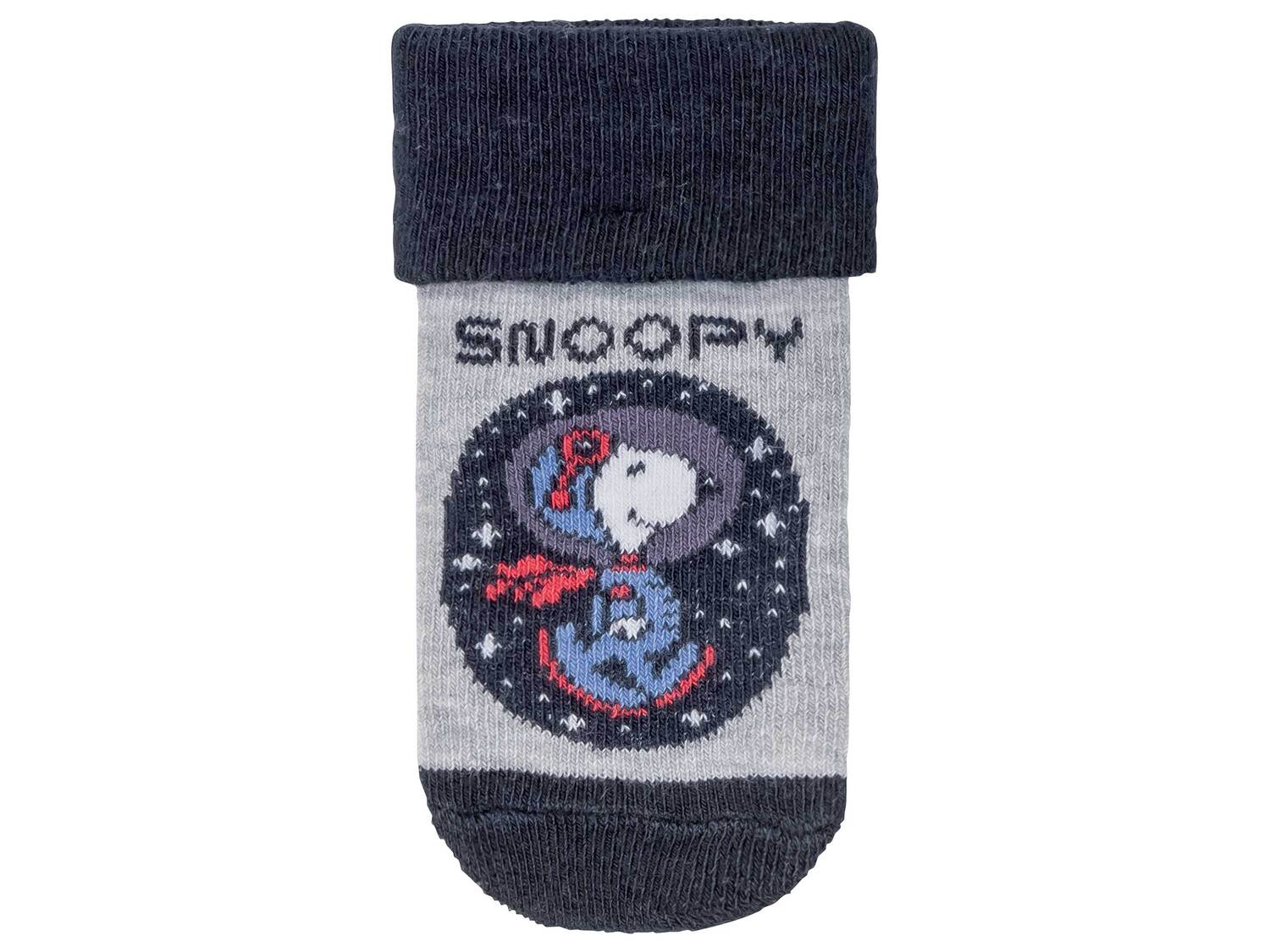 Chaussettes bébé en coton bio , le prix 1.99 €
- Du 11/14 au 19/22 selon modèle
- ...