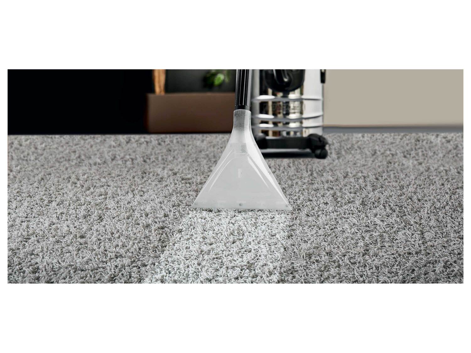 Aspirateur injecteur/extracteur , le prix 84.99 €
- 1 600 W
- Réservoir eau/détergent ...