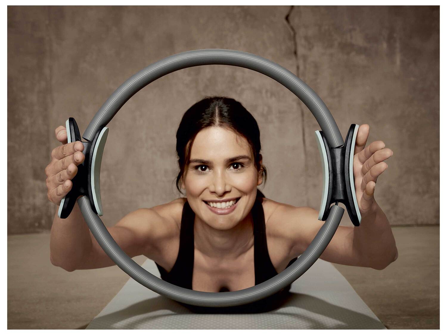 Accessoire de yoga , le prix 5.99 €
- Au choix :
- Anneau de Pilates : Ø env. ...