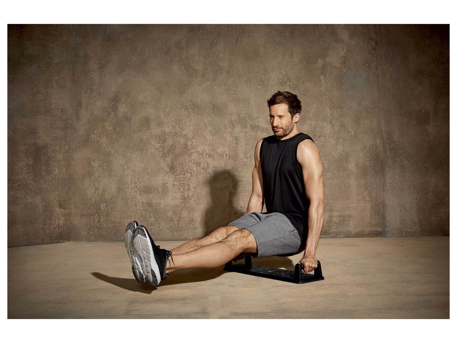 Planche à pompes ou set de fitness , le prix 12.99 €
- Au choix :
- Planche ...