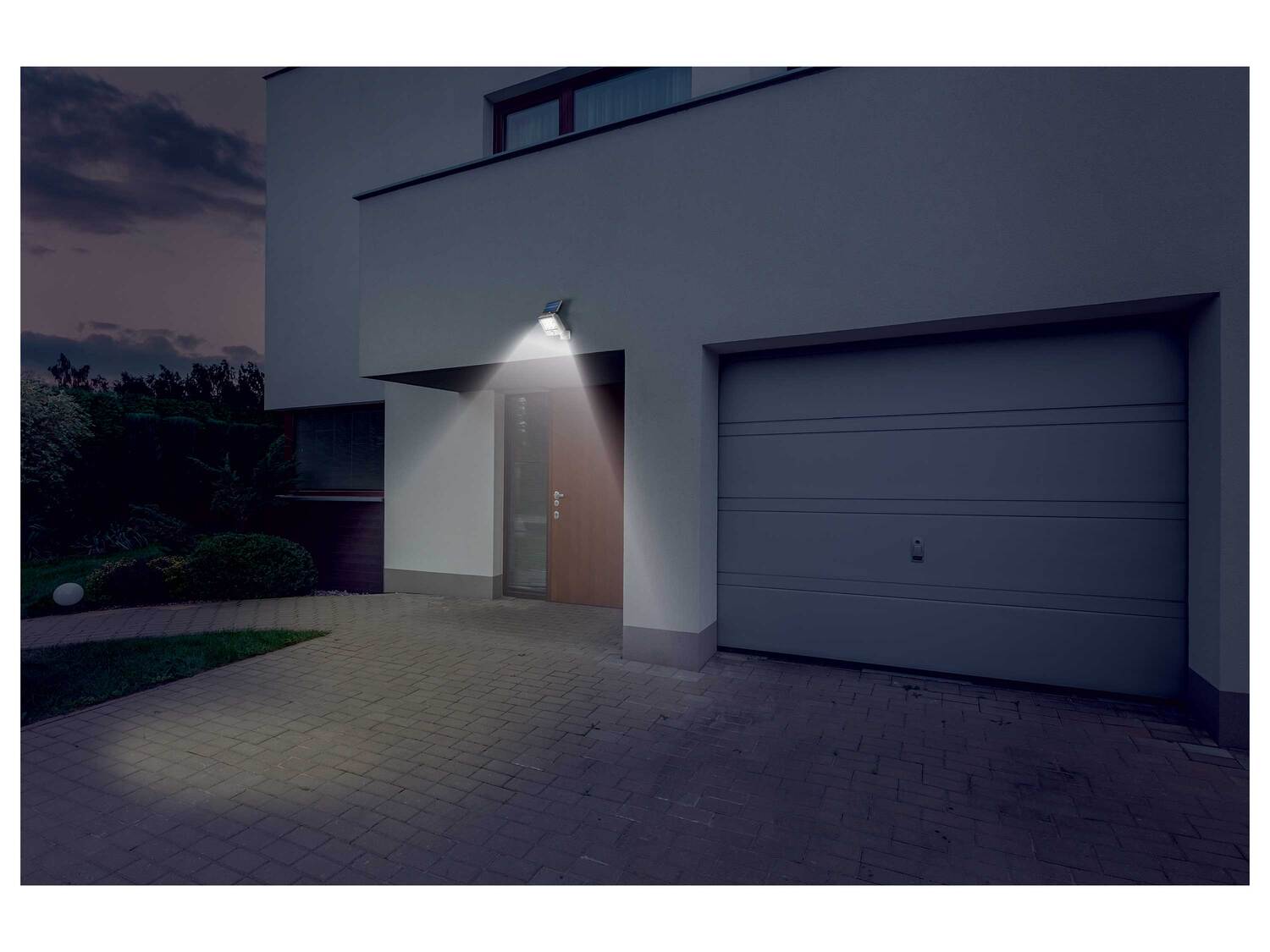 Projecteur solaire LED , le prix 8.99 €
- Au choix :
- Panneau solaire ...