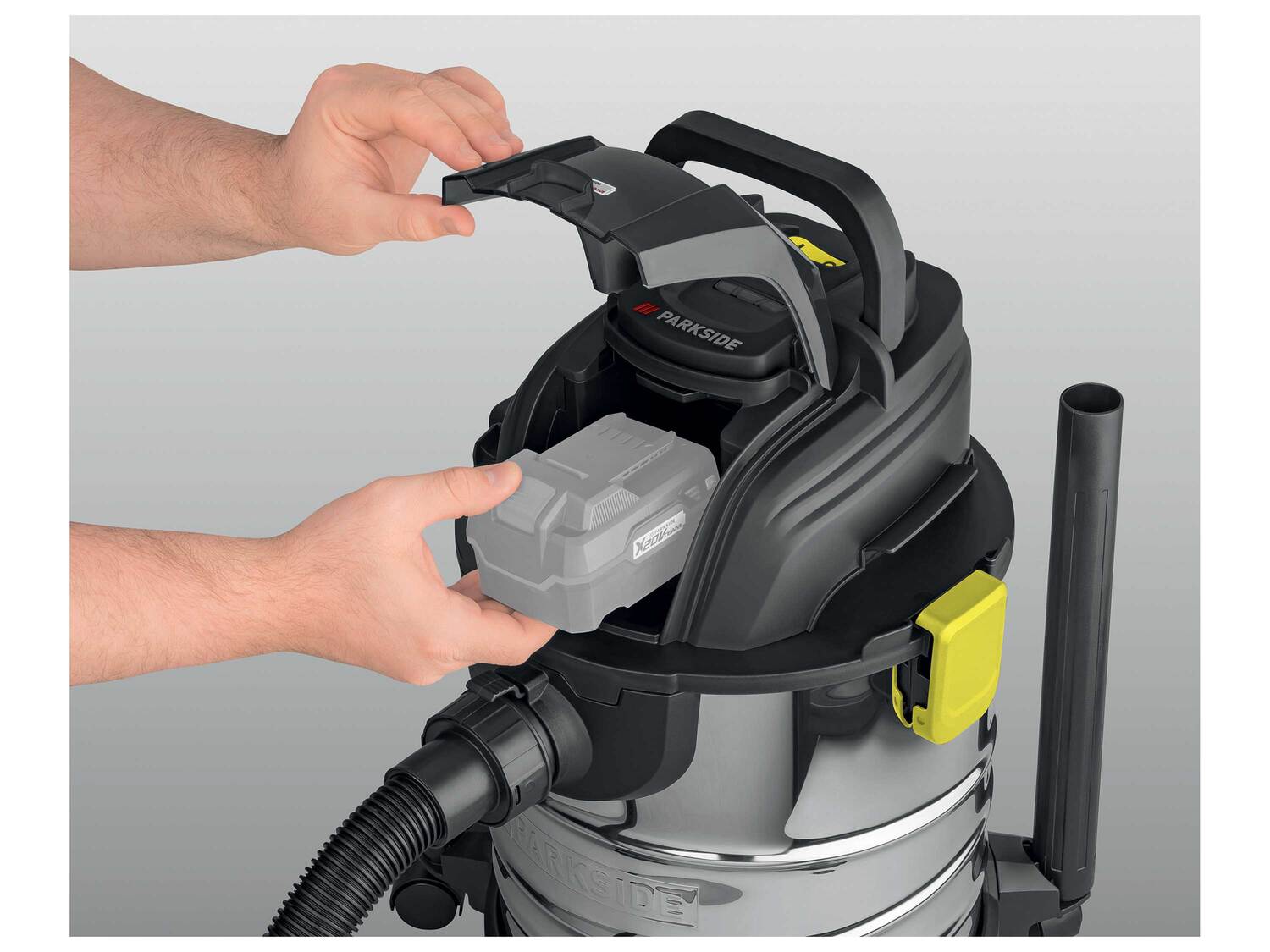 Aspirateur eau et poussière sans fil sans batterie ni , le prix 49.99 €
- Cuve ...
