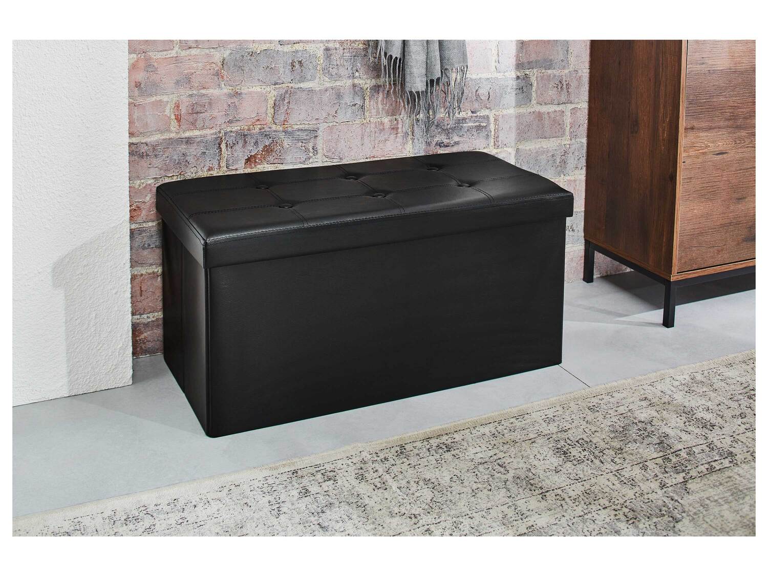 Banc coffre , le prix 19.99 €
- Env. 82 x 40 x 40 cm (l x h x p)
- Env. 99 ...