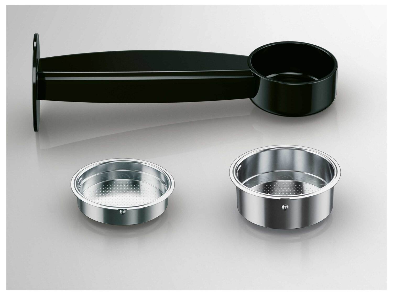 Machine à expresso , le prix 79.99 € 
- 1 050 W
- Max. 1,2 L
- Pour des expressos ...