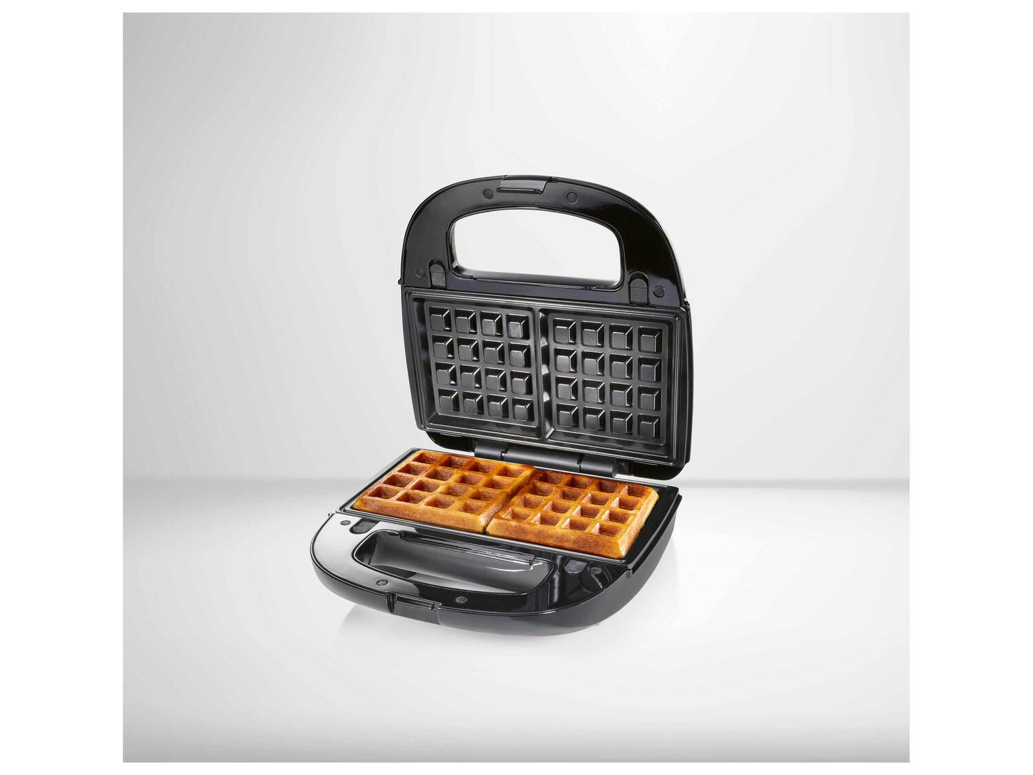 Appareil à croque-monsieur , le prix 24.99 €
- 750 W
- 3 en 1 : gaufres, croque-monsieur, ...