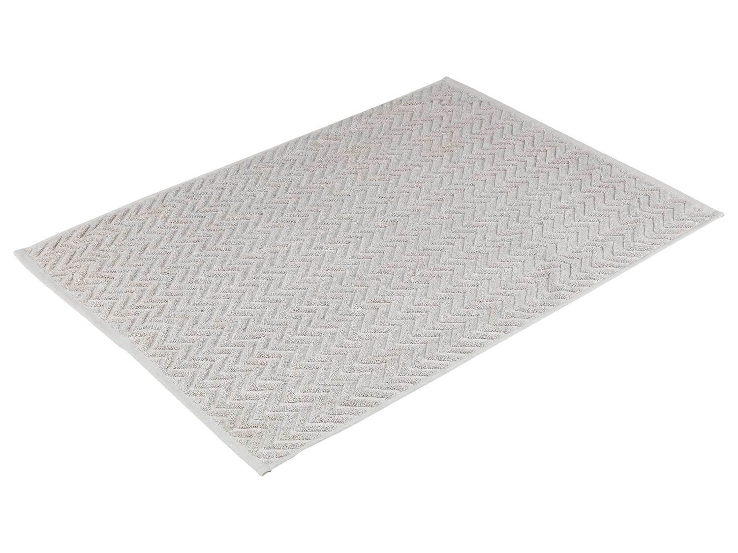 Tapis de bain en éponge , le prix 4.99 €
- Env. 50 x 70 cm
- Ex. 100 ...
