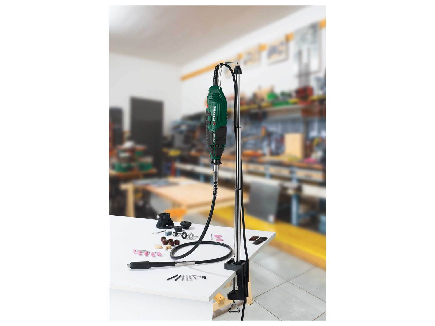 Outil multifonction de précision , le prix 24.99 €
- 160 W
- Pour percer, ...