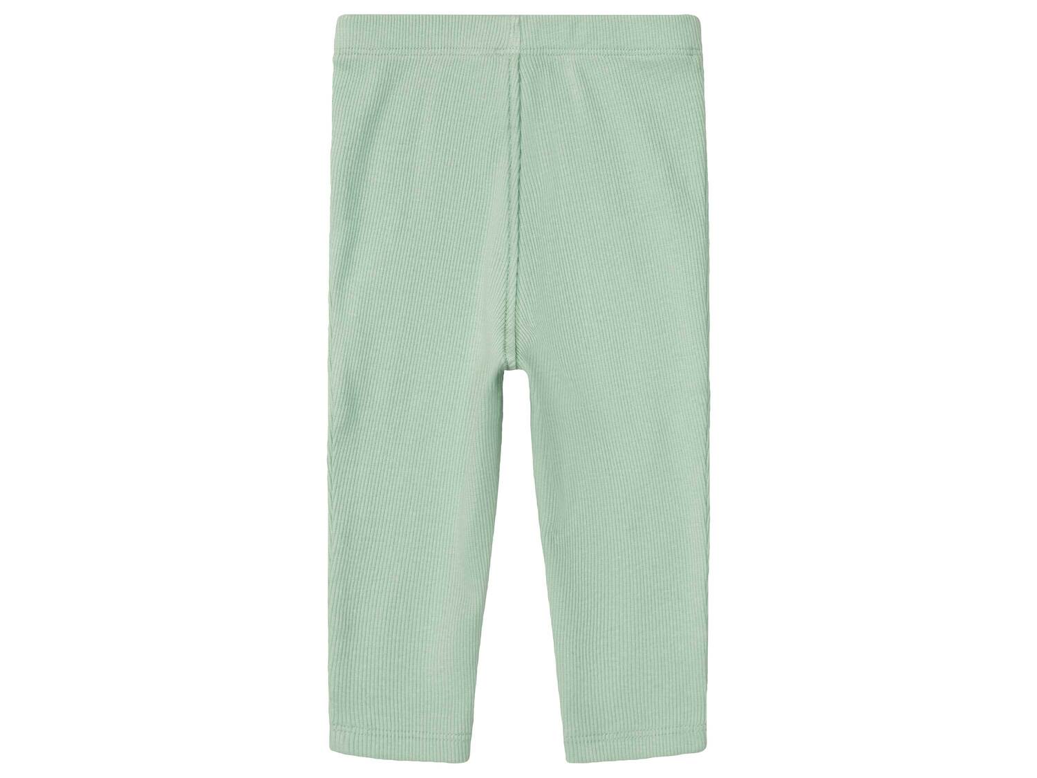 Leggings côtelés bébé en coton bio , le prix 8.99 €
- Du 2/6 mois (62/68 ...