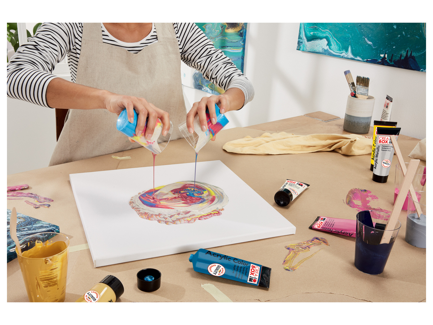 Set de pouring , le prix 9.99 €
- Peinture acrylique crémeuse à base d'eau
Au ...