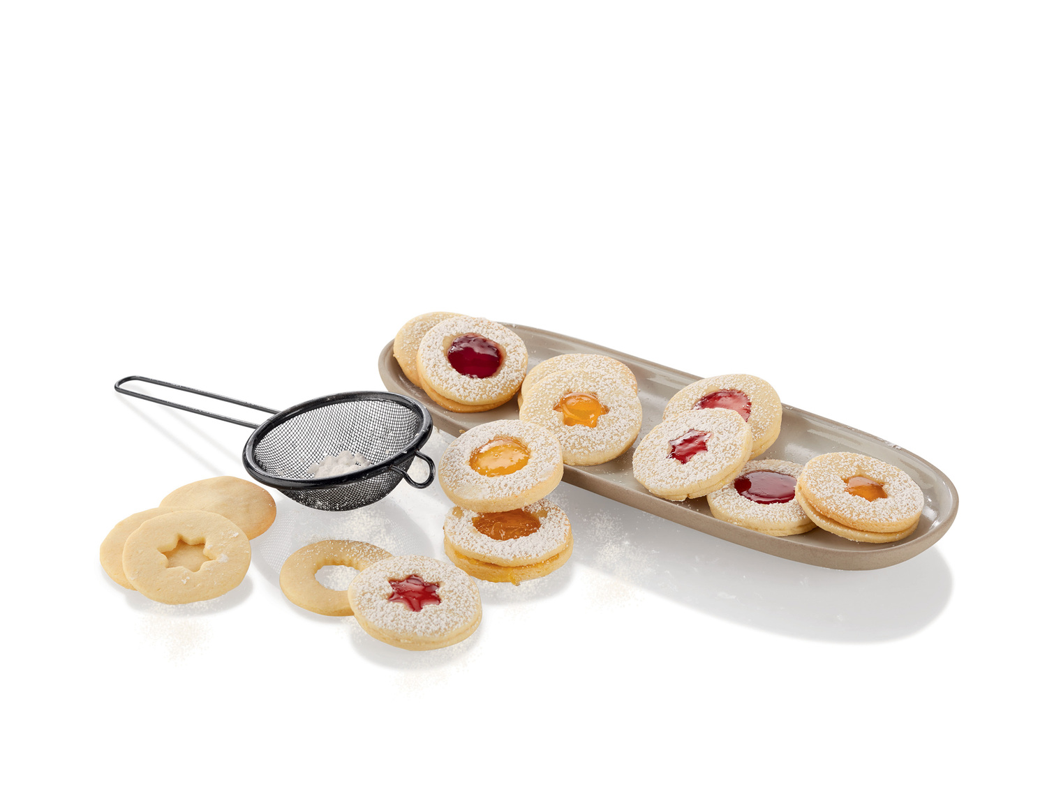 Emporte-pièce ou tampons à biscuits , le prix 2.99 €
Au choix :
- Set d'emporte-pièces ...