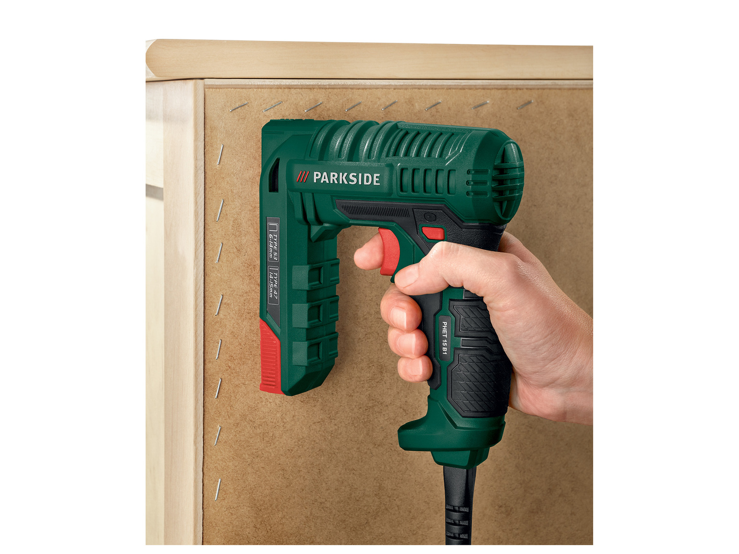 Agrafeuse-cloueuse électrique Parkside PHET 15B1, le prix 12.99 €
- Légère ...