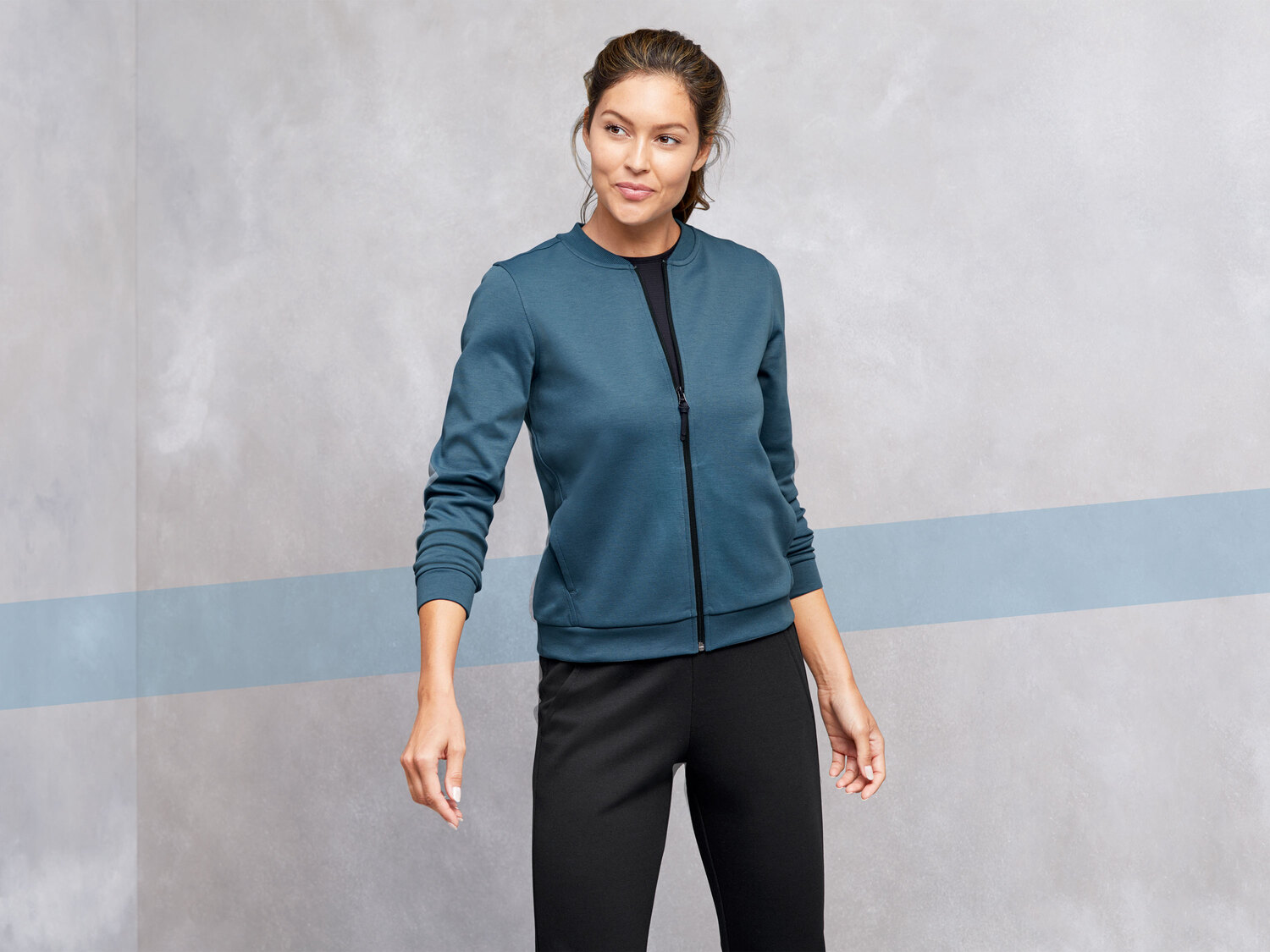 Pantalon molletonné , le prix 9.99 €
- Du S au L selon modèle.
- Ex. 75 % ...