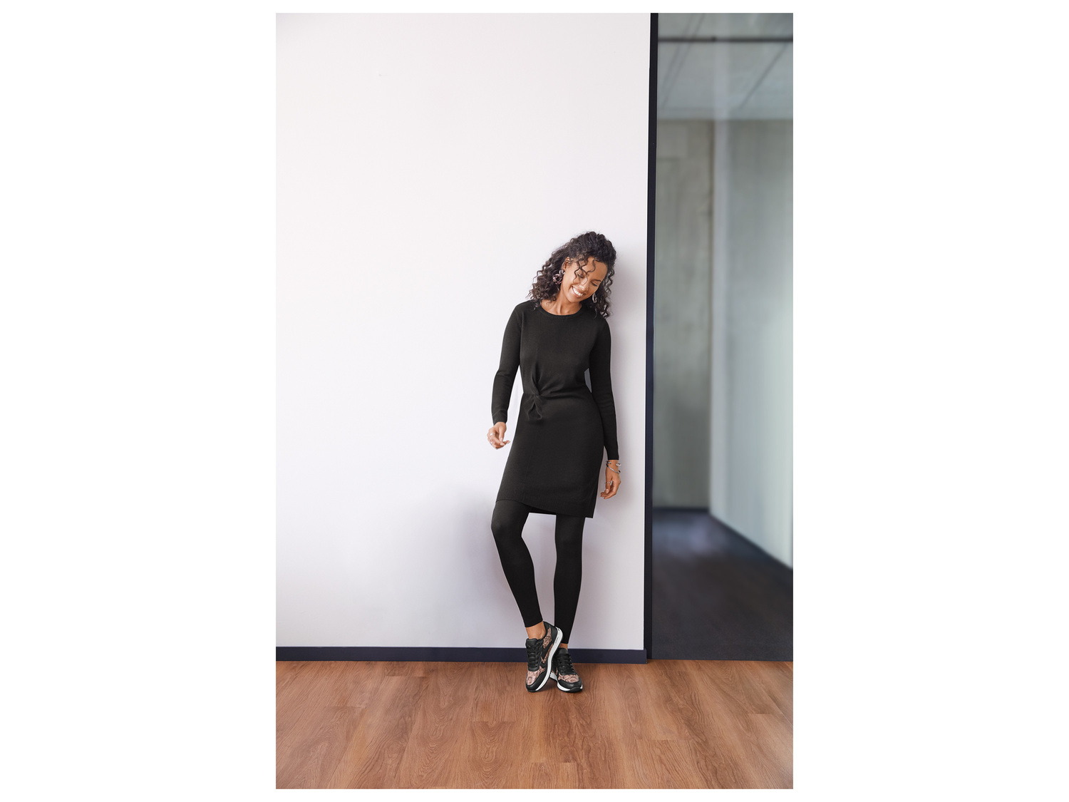 Legging femme , le prix 4.99 €
- Du S au XL selon modèle.
- Ex. 57 % coton, ...
