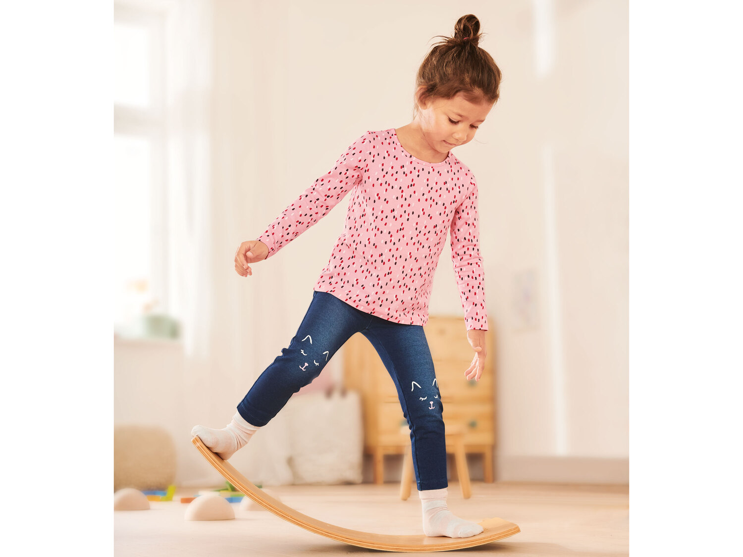 Sweat , le prix 5.99 €
- Du 12-24 mois au 4-6 ans selon modèle.
- Ex. 72 % ...