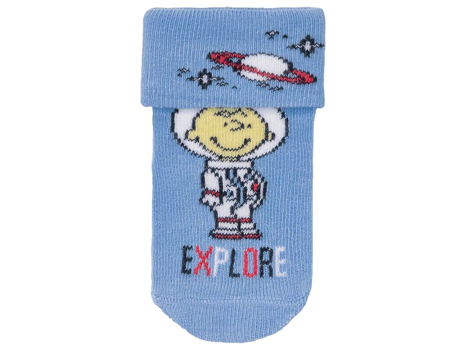 Chaussettes bébé en coton bio , le prix 1.99 €
- Du 11/14 au 19/22 selon modèle
- ...