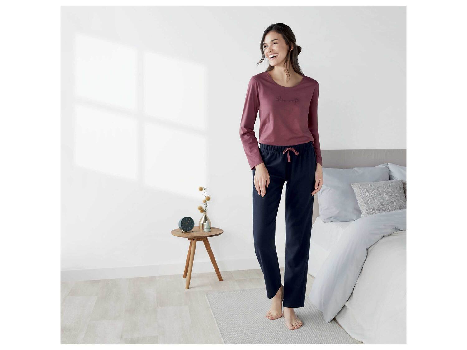 Pyjama femme , le prix 9.99 €
- Du S au XL selon modèle
- Ex. 100 % coton ...