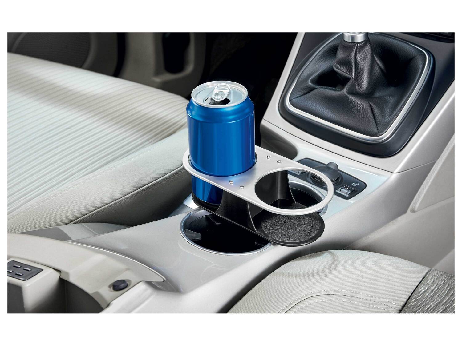 Organiseur ou porte-boissons pour voiture , le prix 3.99 €
- Au choix :
- Organiseur ...