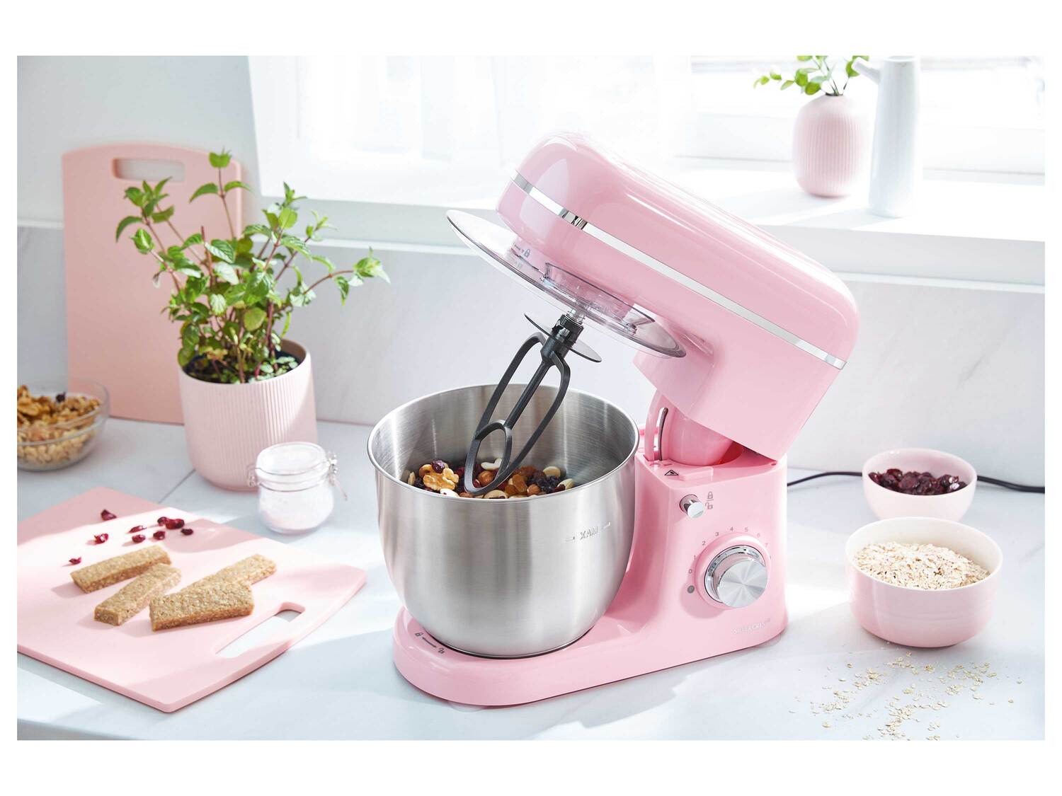 Robot multifonction , le prix 59.99 €
- 600 W
- Grand bol mélangeur amovible ...