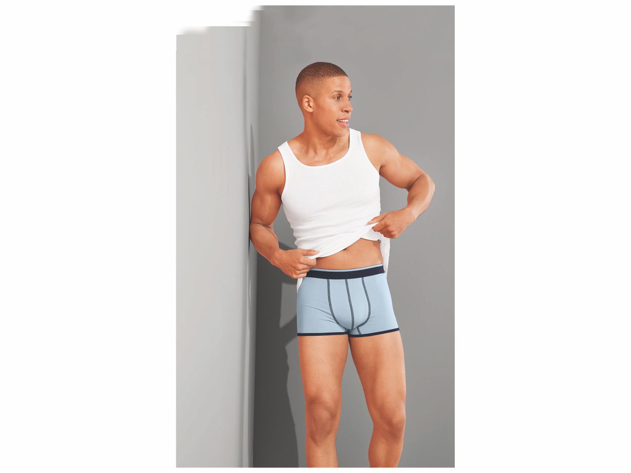 Boxers , prezzo 7.99 EUR
Boxers
- Du M au XL selon modèle.
- Ex. 95 % coton ...