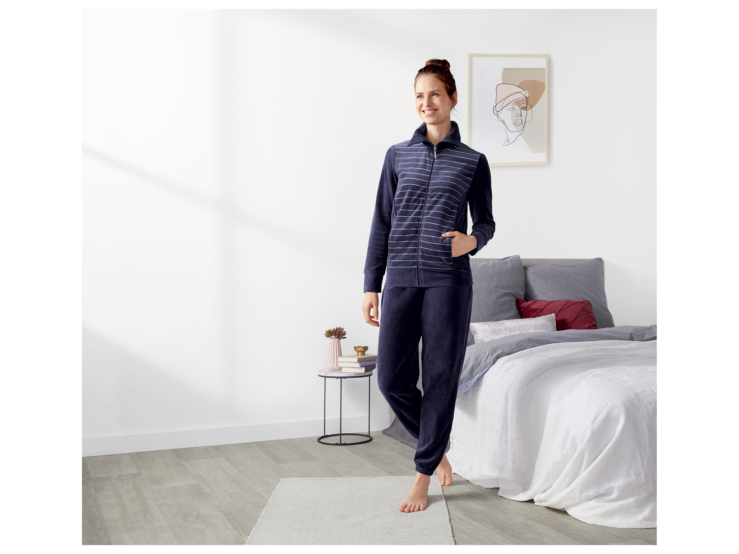 Ensemble détente en velours femme , le prix 14.99 €
- Set de 2
- Du ...