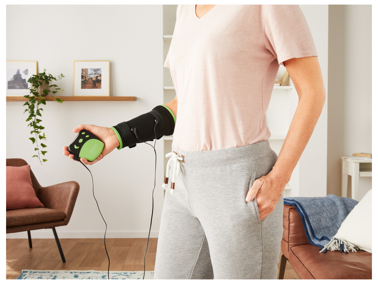 Appareil de stimulation électrique TENS chez , le prix 24.99 €
- TENS : stimulation ...