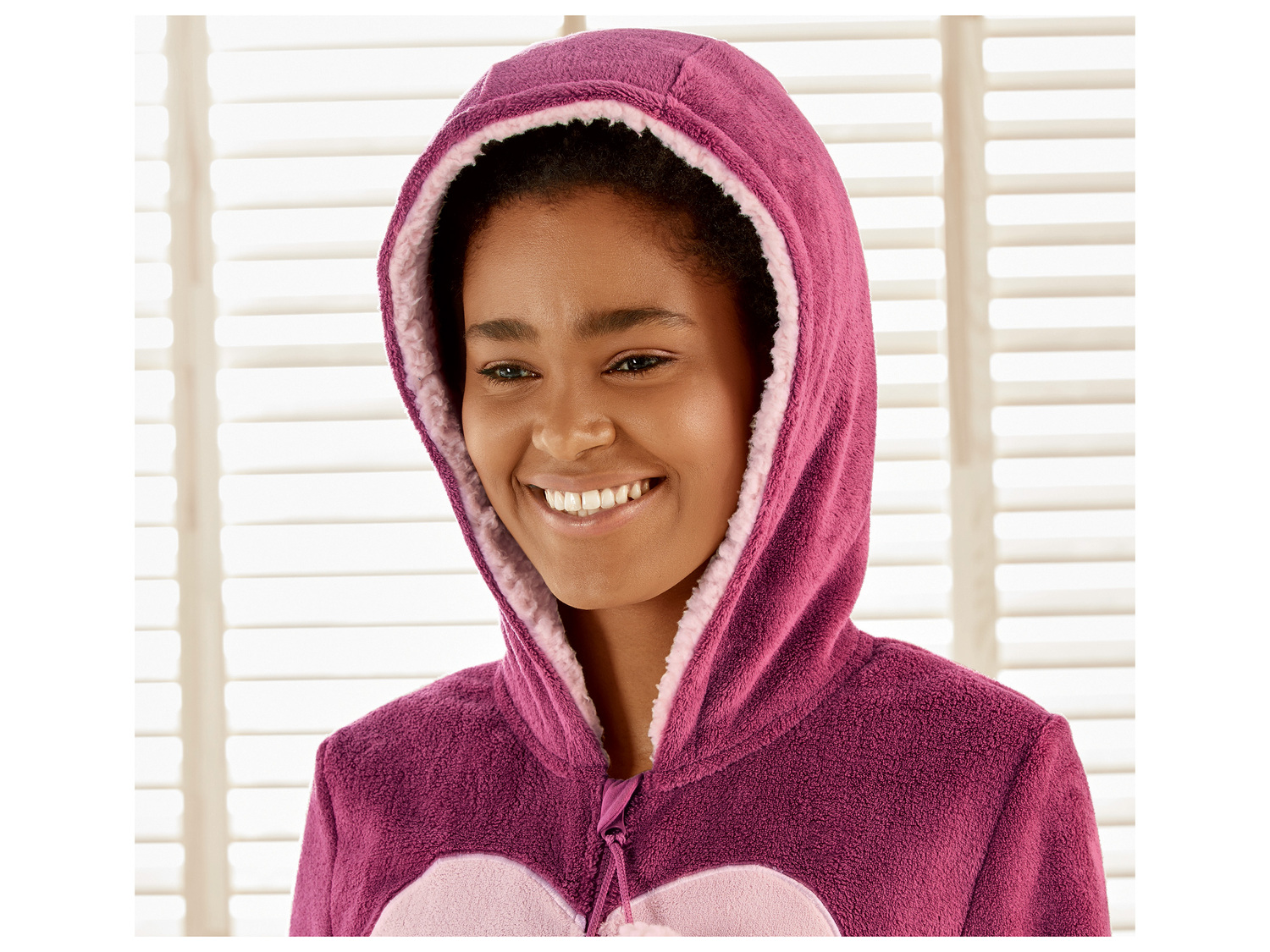 Combinaison en peluche femme , le prix 13.99 €
- Du S au XL selon modèle.
- ...