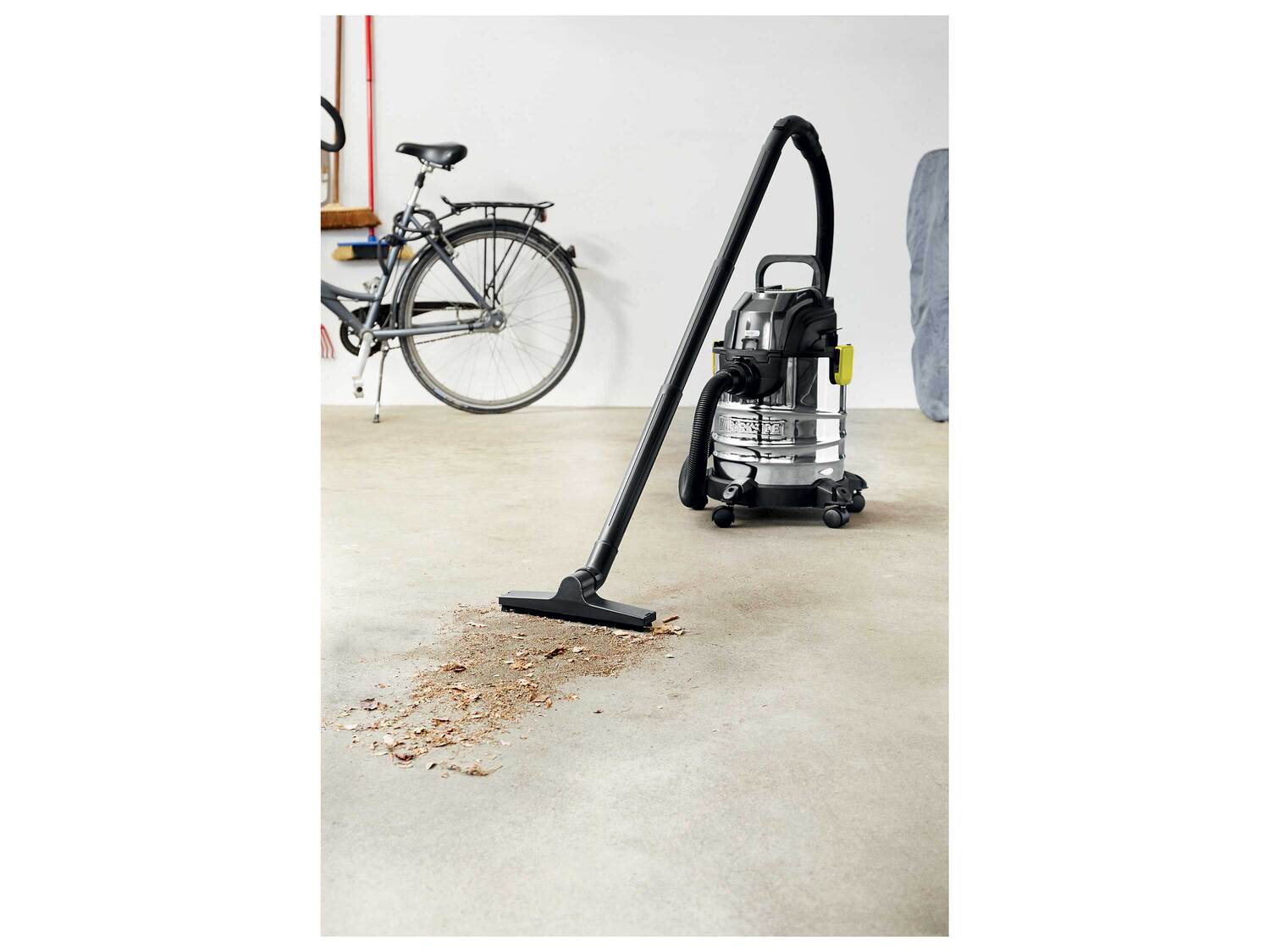 Aspirateur eau et poussière sans fil sans batterie ni , le prix 49.99 €
- Cuve ...