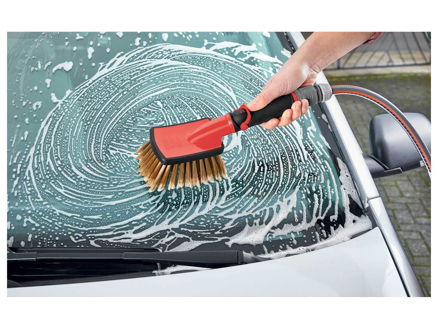 Brosse de nettoyage pour voiture , le prix 6.99 €
- Au choix :
- Brosse ...