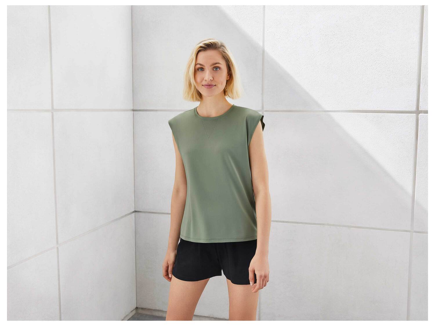 T-shirt technique , le prix 4.99 €
- Du S au L ou selon modèle
- ...