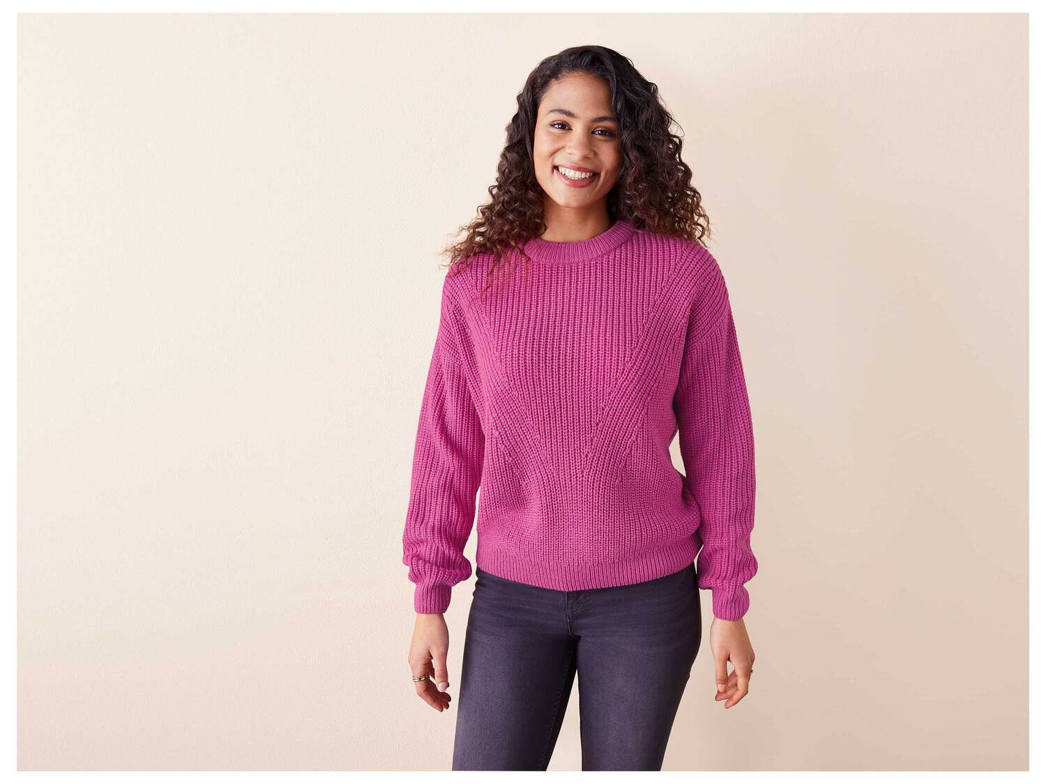 Pull , le prix 9.99 €
- Du S au XL selon modèle
- Ex. 100 ...