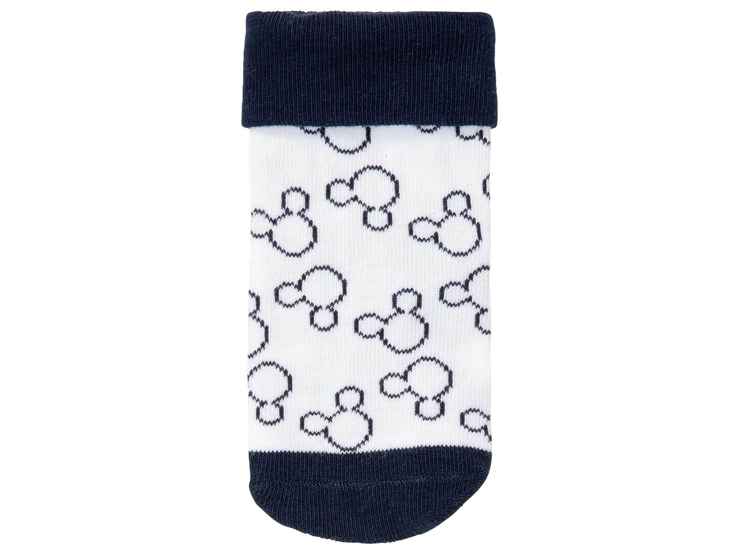 Chaussettes bébé , le prix 2.49 €
- Du 2-6 mois (62-68 cm) au 12-14 mois (86-92 ...